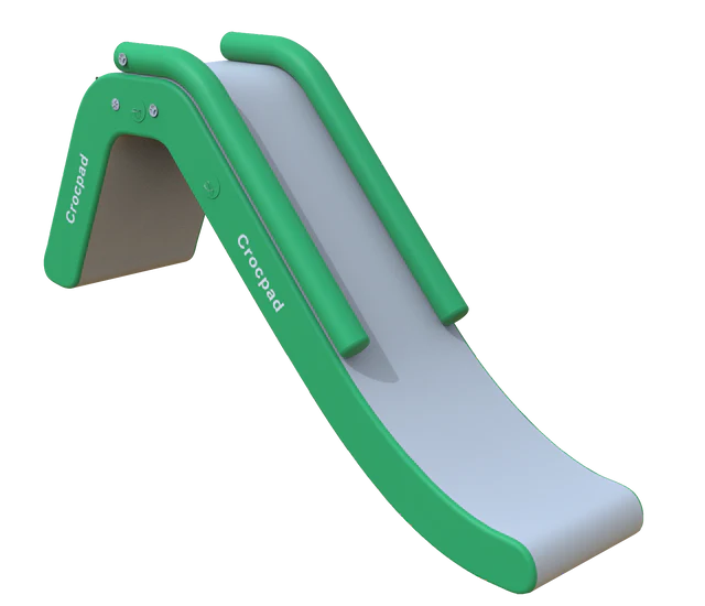 Crocpad BOAT PONTOON WATERFALL SLIDE